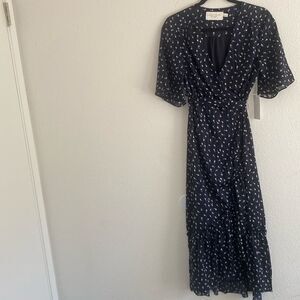 Elizabeth Crosby Los Angeles Leaf Print Short Sleeve Wrap Dress